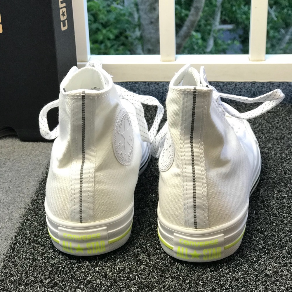 NWT Converse Ctas HI White/Volt WMNA AUTHENTIC - Picture 4 of 6